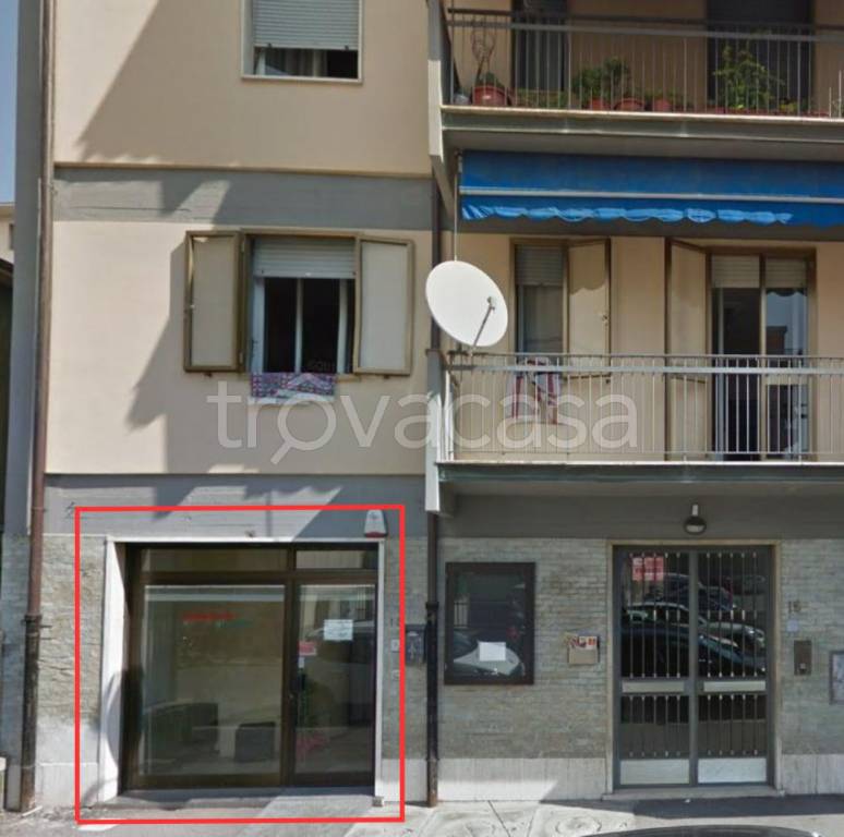 negozio in vendita a Prato