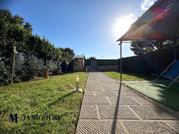 appartamento in vendita a Prato in zona La Macine