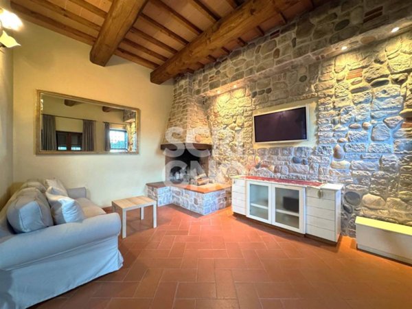 appartamento in vendita a Prato in zona Castelnuovo