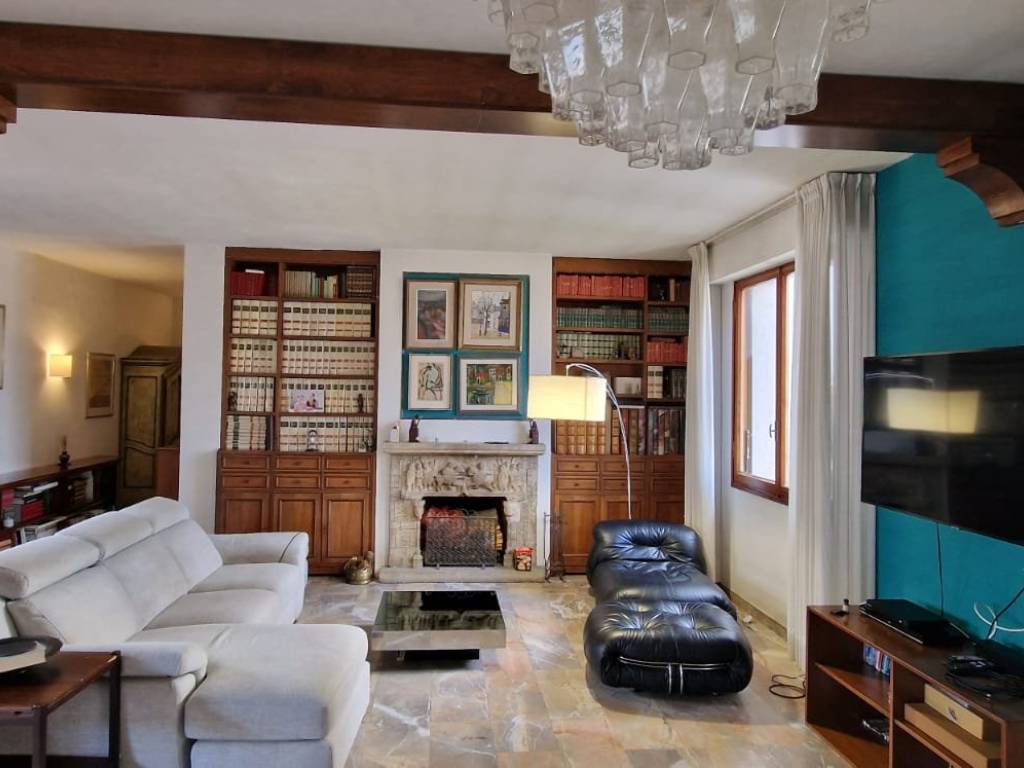 appartamento in vendita a Prato