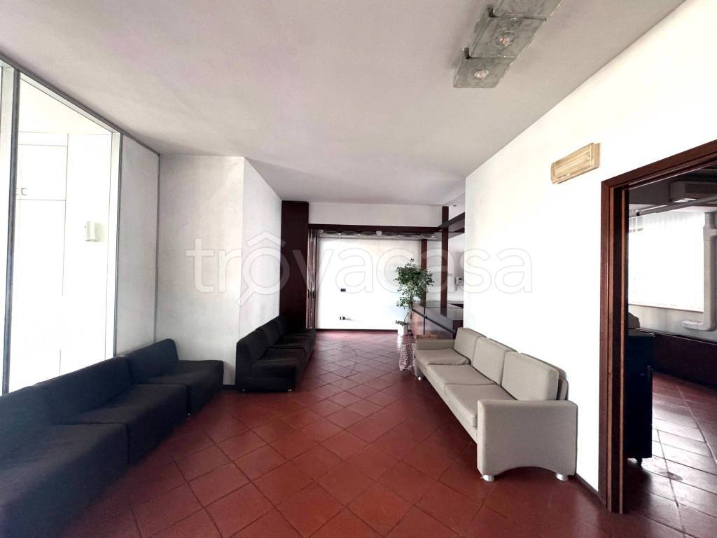 ufficio in vendita a Prato