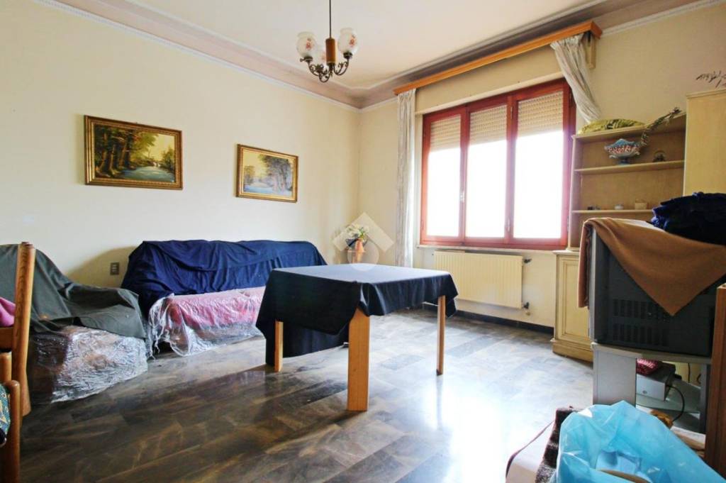 casa indipendente in vendita a Prato in zona Narnali