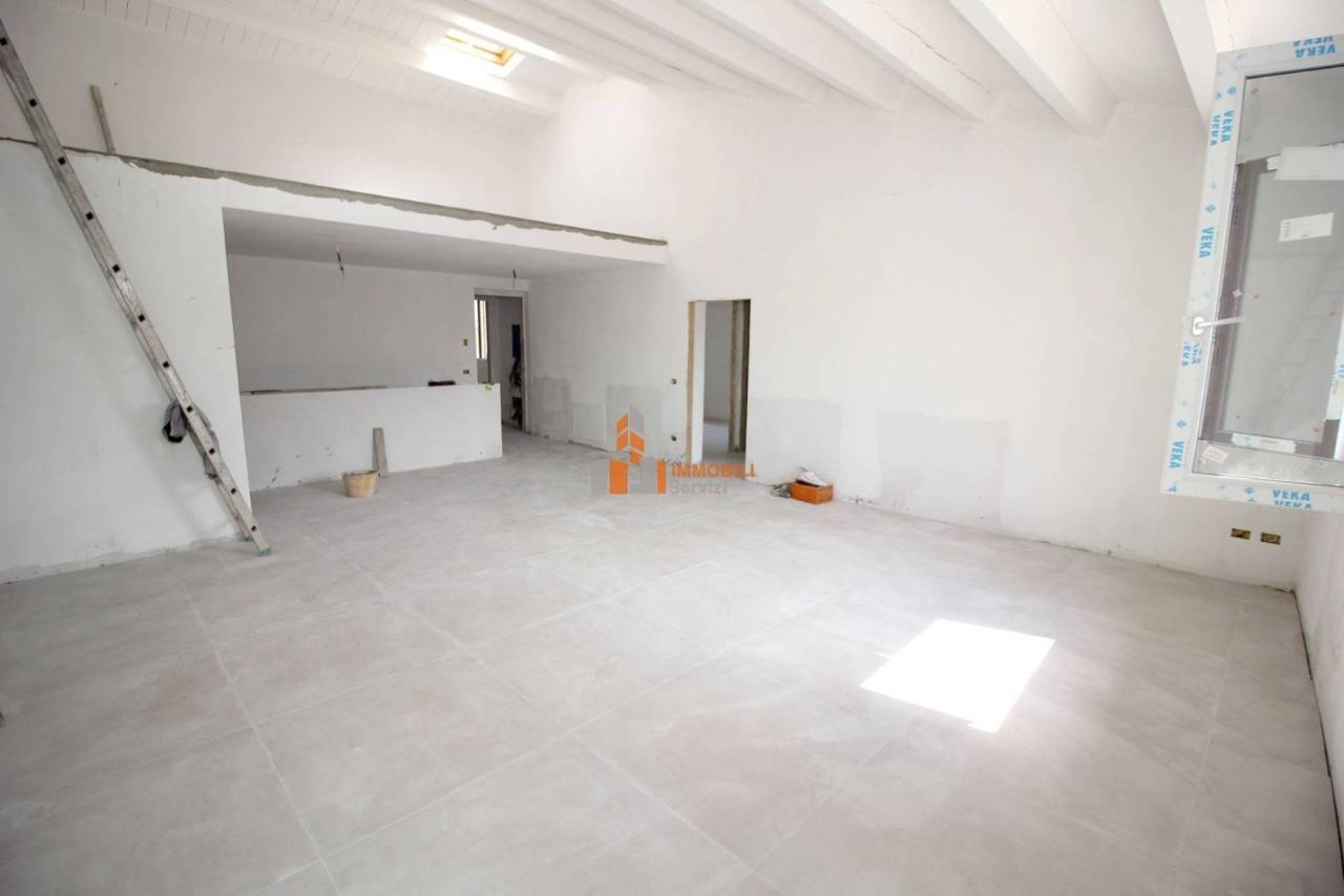 appartamento in vendita a Prato in zona Vergaio
