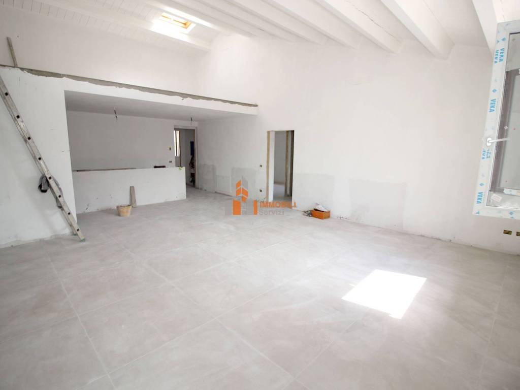 appartamento in vendita a Prato in zona Vergaio