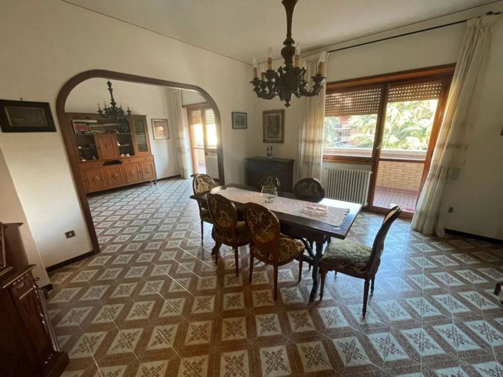 appartamento in vendita a Prato in zona Coiano