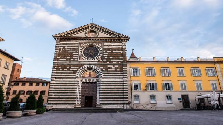 casa indipendente in vendita a Prato
