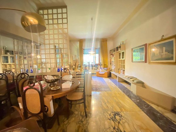 casa indipendente in vendita a Prato in zona Grignano