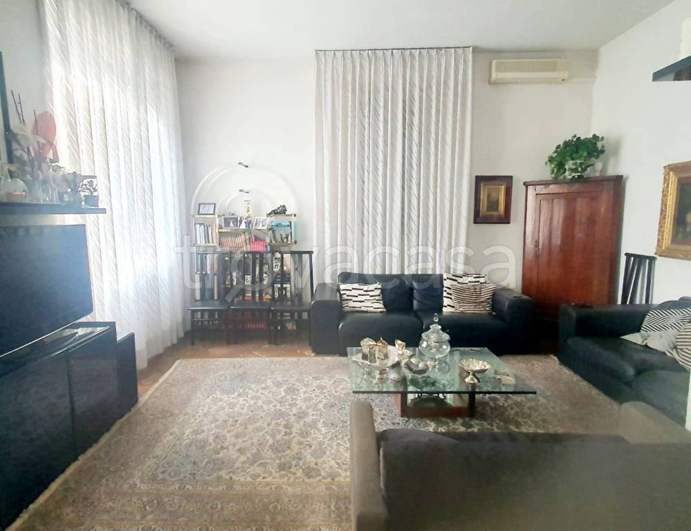 appartamento in vendita a Prato