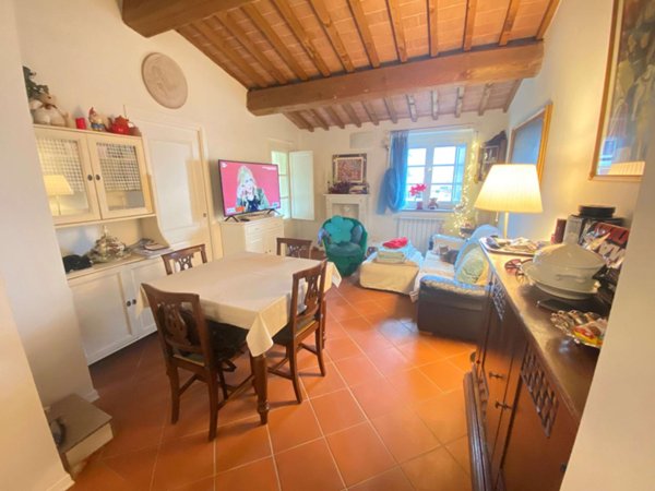 appartamento in vendita a Prato in zona Grignano