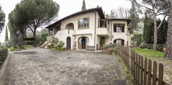 casa indipendente in vendita a Prato in zona Filettole