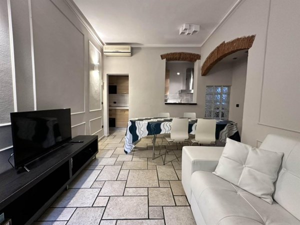 casa indipendente in vendita a Prato