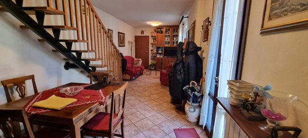 pentavano in vendita a Prato in zona Tavola