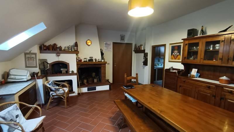 appartamento in vendita a Prato in zona Galciana