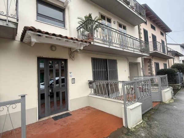 appartamento in vendita a Prato in zona Tobbiana