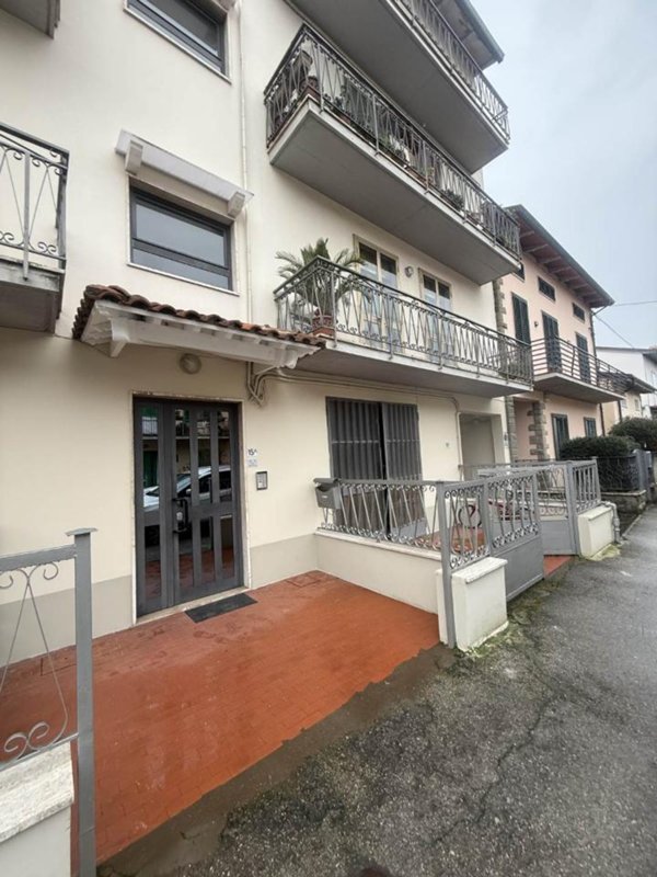 appartamento in vendita a Prato in zona Vergaio