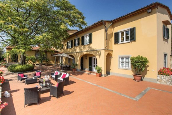 casa indipendente in vendita a Prato in zona Canneto
