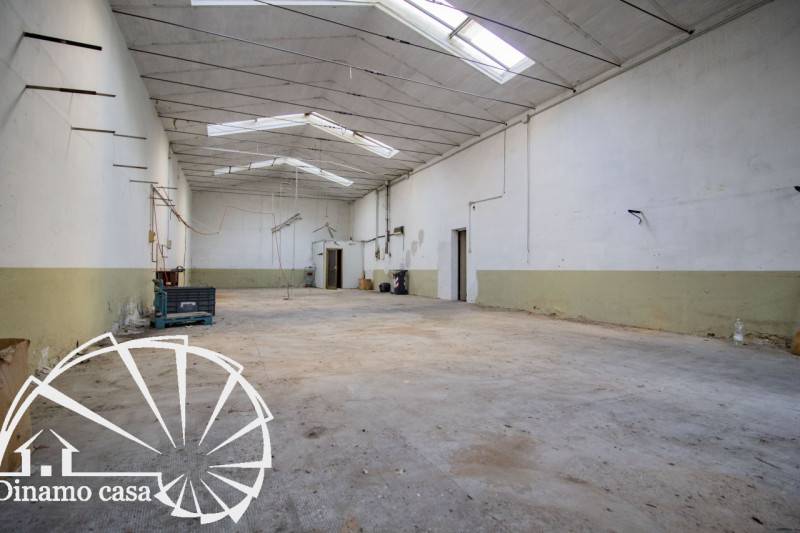 casa indipendente in vendita a Prato in zona San Martino