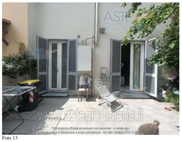 casa indipendente in vendita a Prato