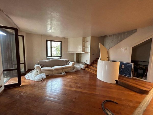 appartamento in vendita a Prato in zona Canneto