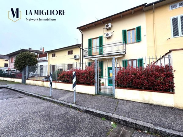 casa indipendente in vendita a Prato in zona Narnali