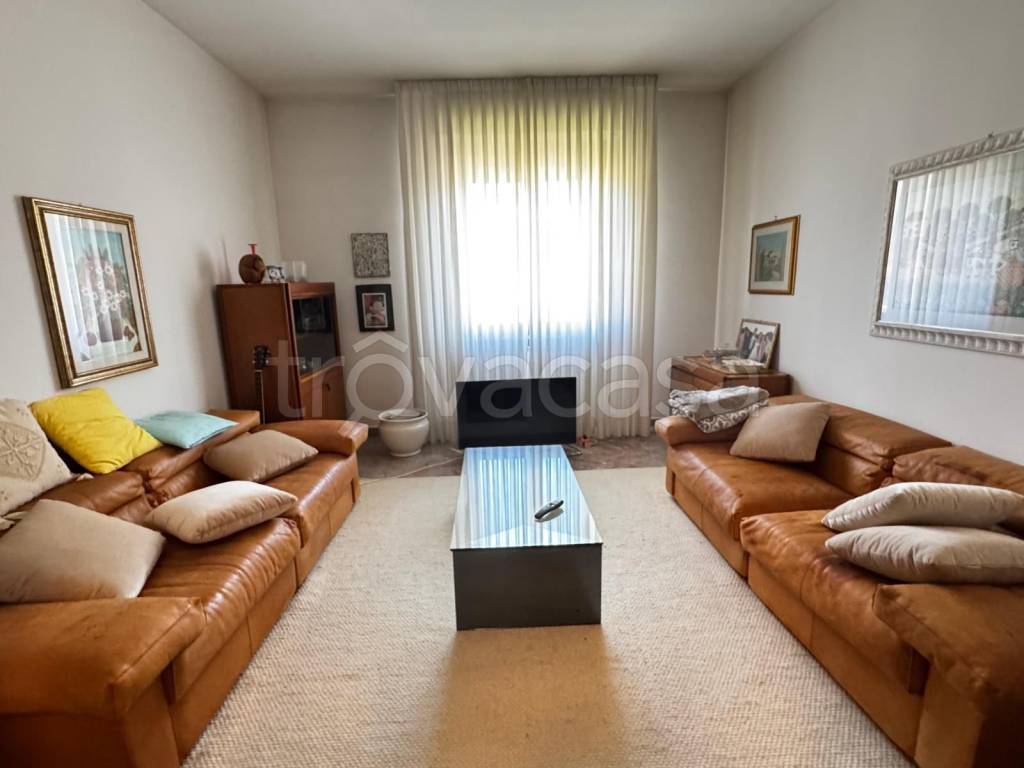 appartamento in vendita a Prato in zona Narnali