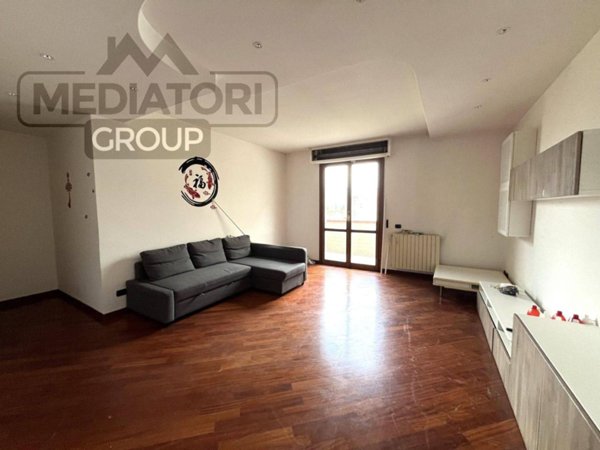 appartamento in vendita a Prato in zona Casale