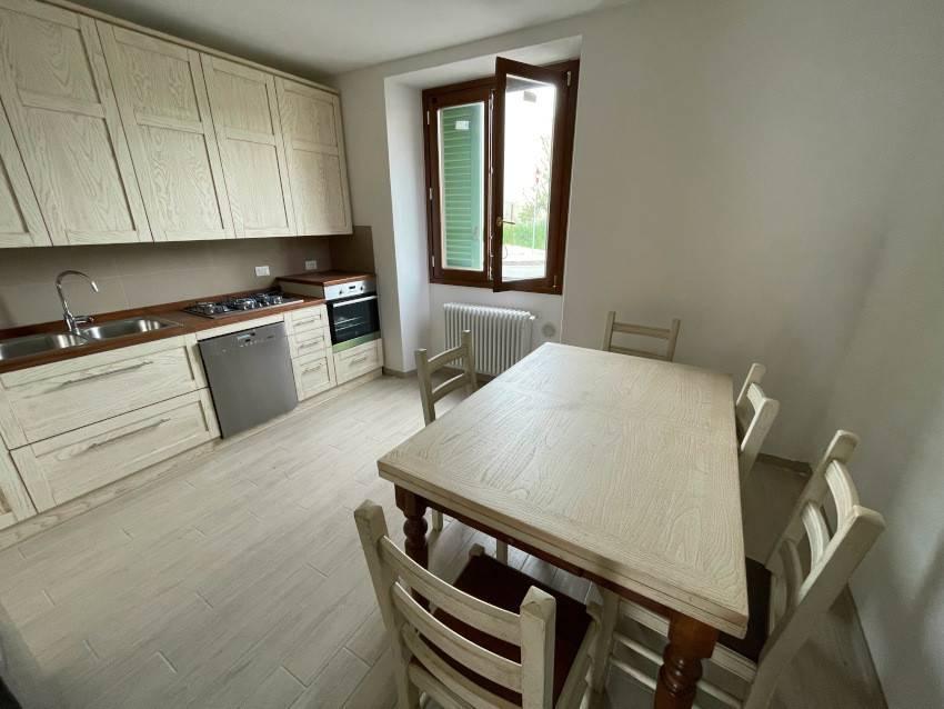 casa indipendente in vendita a Prato in zona Cafaggio