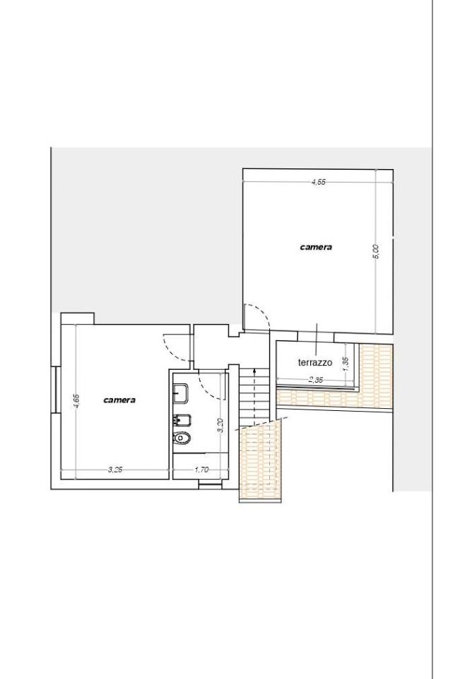 casa indipendente in vendita a Prato in zona Castelnuovo