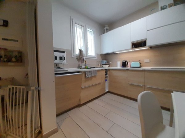 casa indipendente in vendita a Prato in zona San Giusto