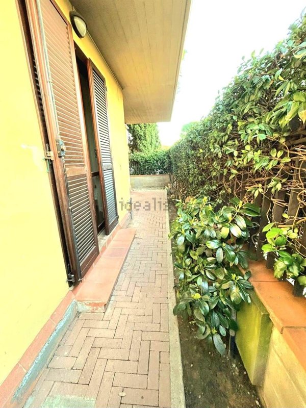 appartamento in vendita a Prato in zona Tavola