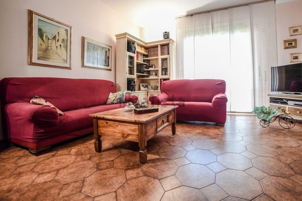 appartamento in vendita a Prato in zona Fontanelle