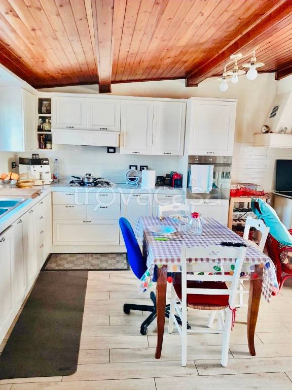 appartamento in vendita a Prato in zona Galciana
