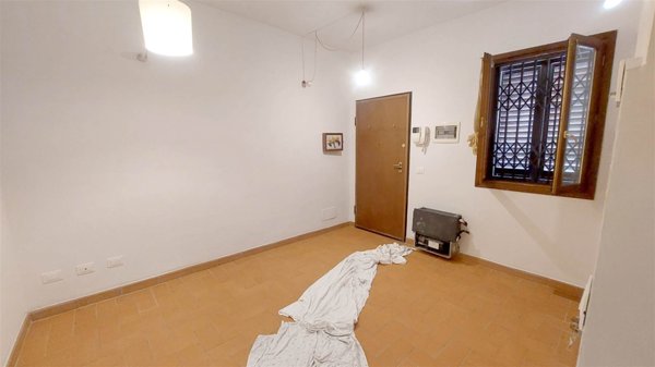 casa indipendente in vendita a Prato