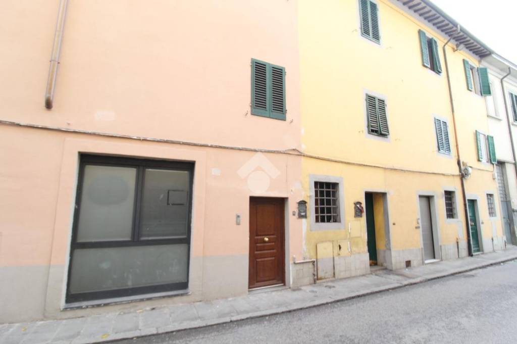 appartamento in vendita a Prato