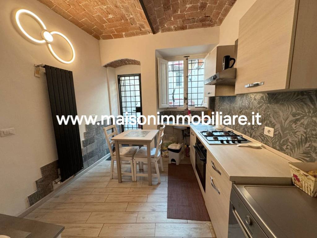 casa indipendente in vendita a Prato in zona Galceti