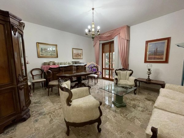 appartamento in vendita a Prato in zona Grignano