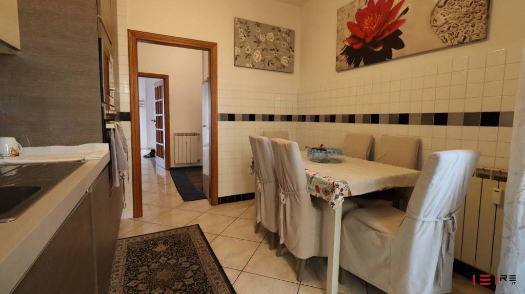 appartamento in vendita a Prato in zona Grignano