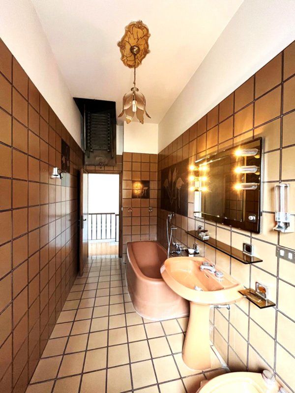 casa indipendente in vendita a Prato