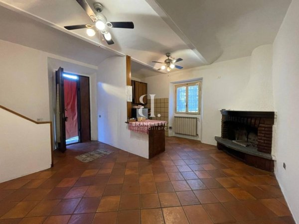 casa indipendente in vendita a Prato in zona San Giusto
