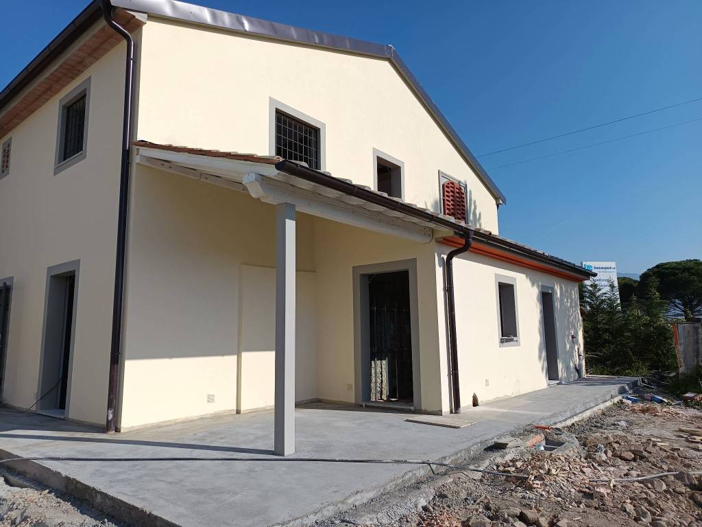 appartamento in vendita a Prato in zona Maliseti