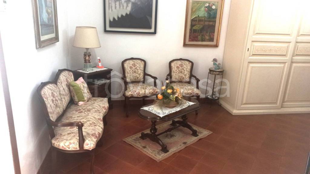 casa indipendente in vendita a Prato in zona Galciana