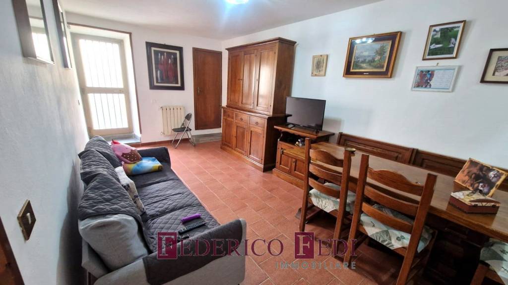 appartamento in vendita a Prato in zona Maliseti