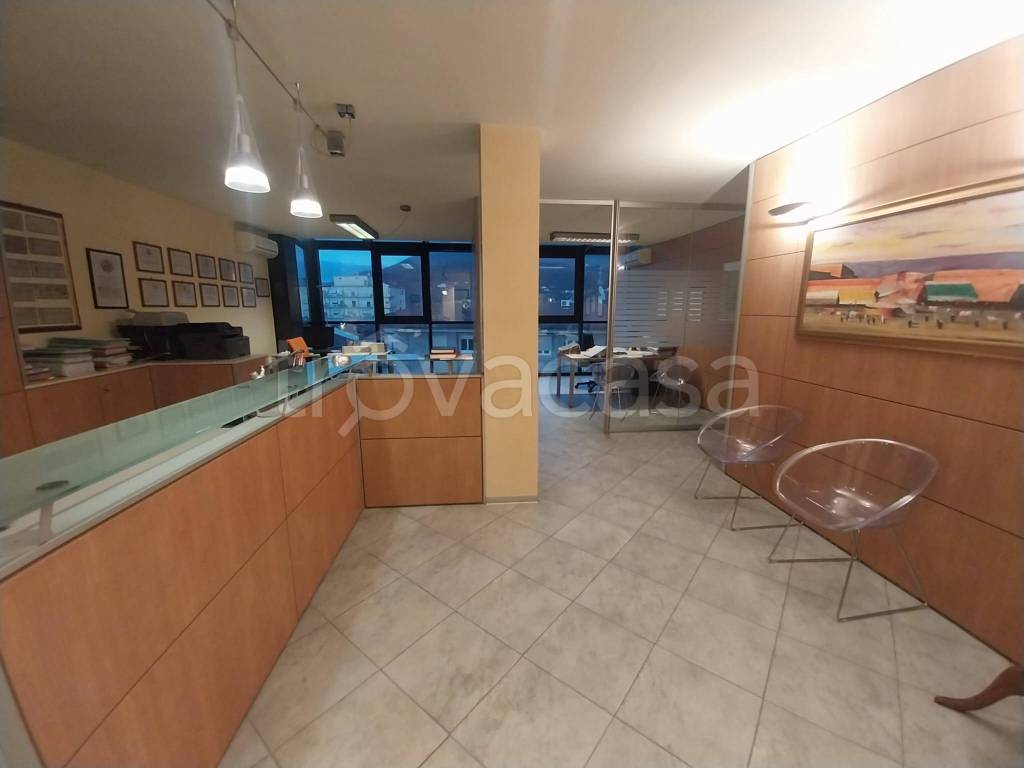 ufficio in vendita a Prato