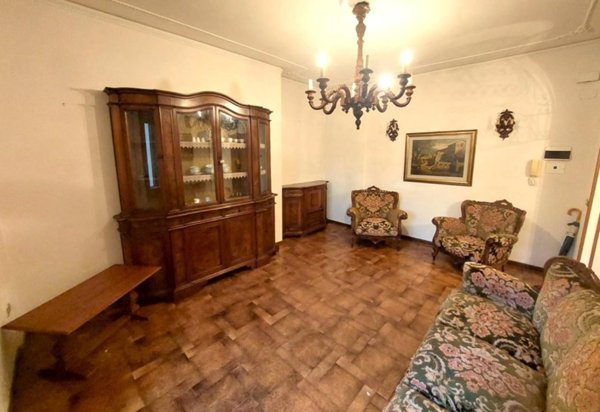 appartamento in vendita a Prato in zona San Giusto