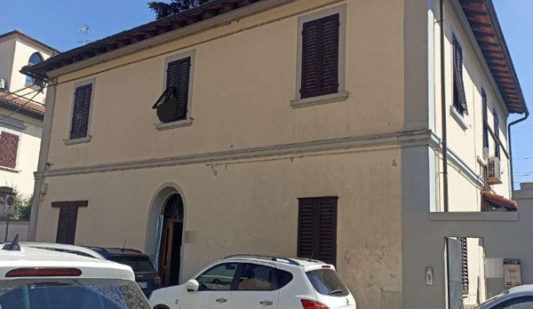 appartamento in vendita a Prato in zona La Querce