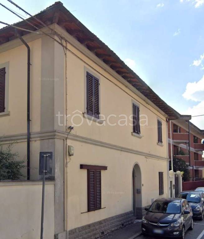 appartamento in vendita a Prato in zona La Querce
