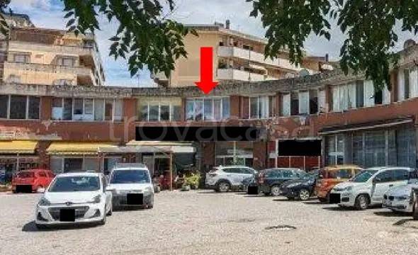 appartamento in vendita a Prato in zona Le Badie