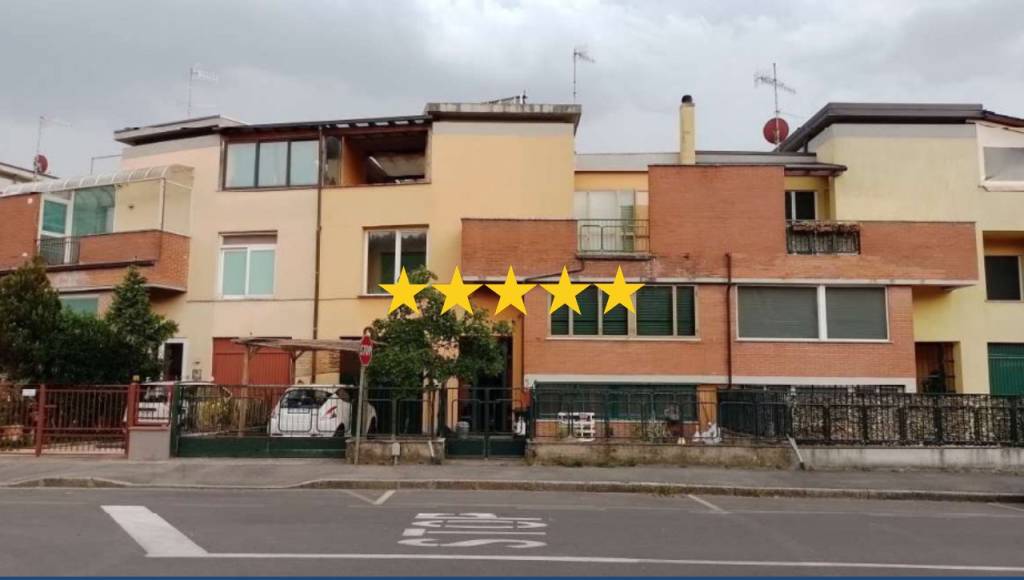 appartamento in vendita a Prato in zona Galceti