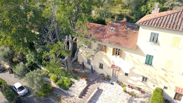 casa indipendente in vendita a Prato in zona Filettole