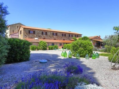 casa indipendente in vendita a Prato in zona Casale